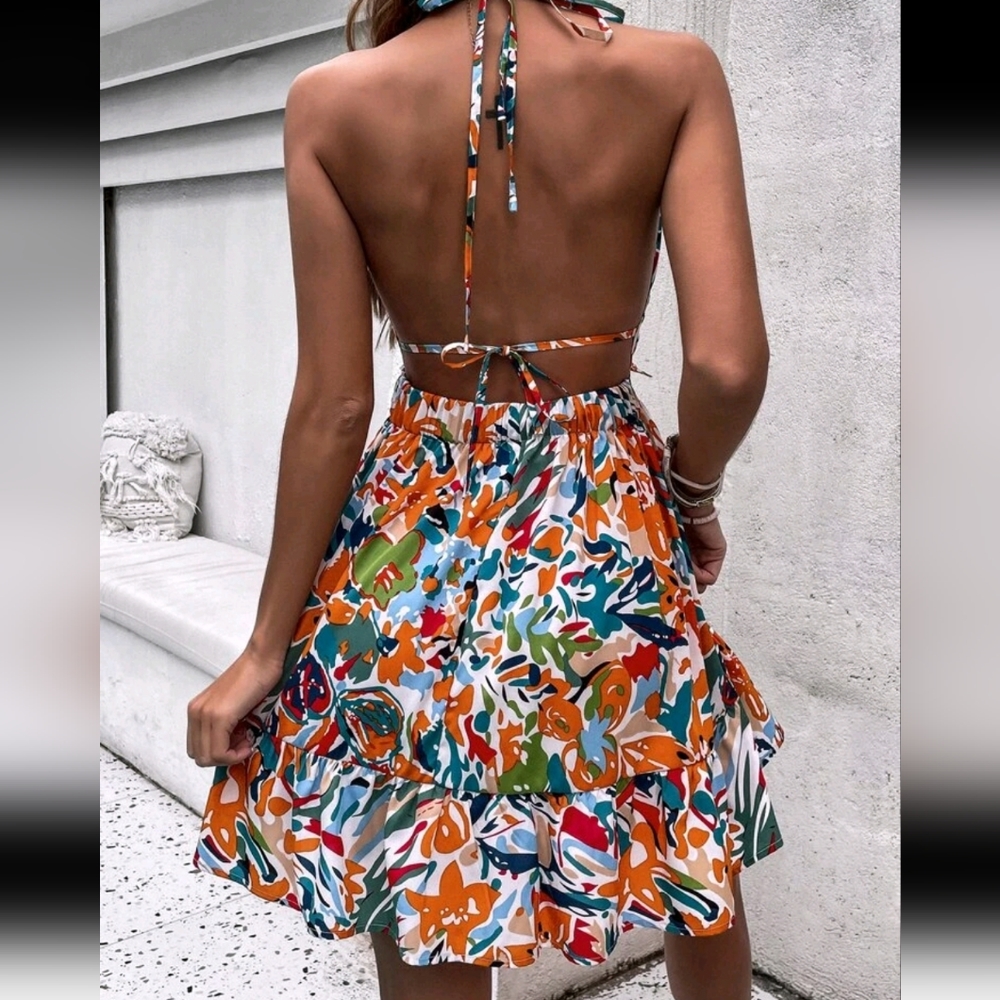 SOLD Women's Floral print halter neck backless dress Size: Large - Picture 2 of 6